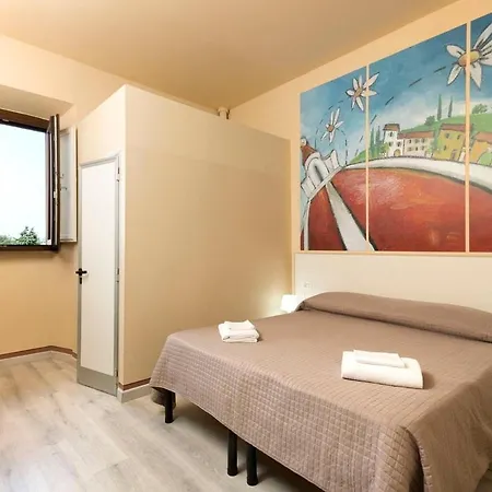 Hotel & Hostel 7 Florence Exterior photo