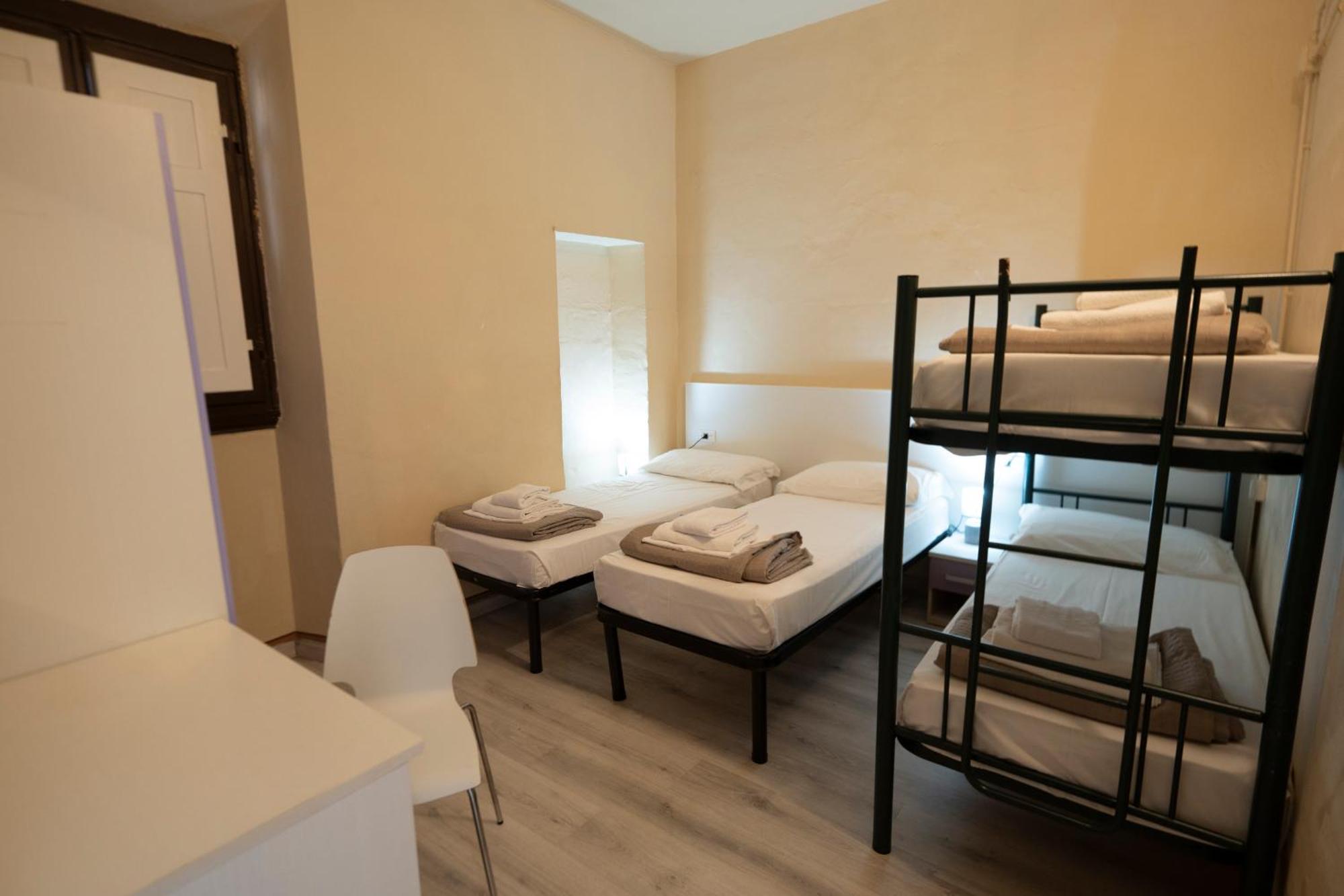 Hostal & 7 Florencia